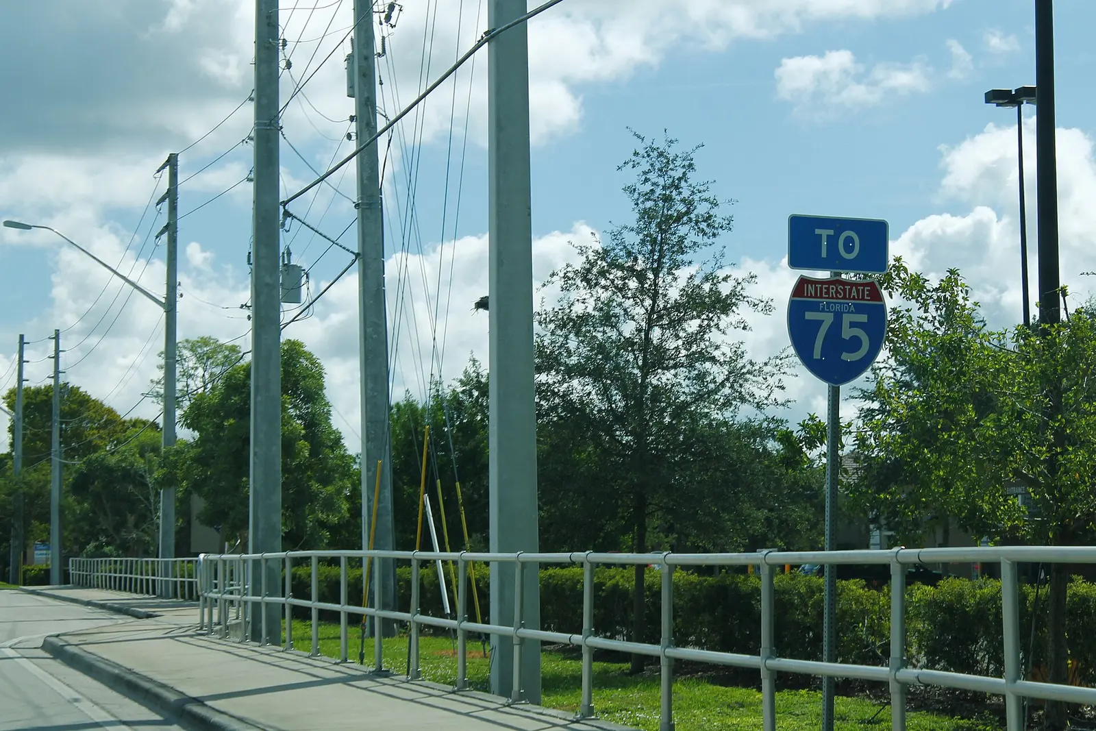 CR846wRoadside-ToInt75FLsign