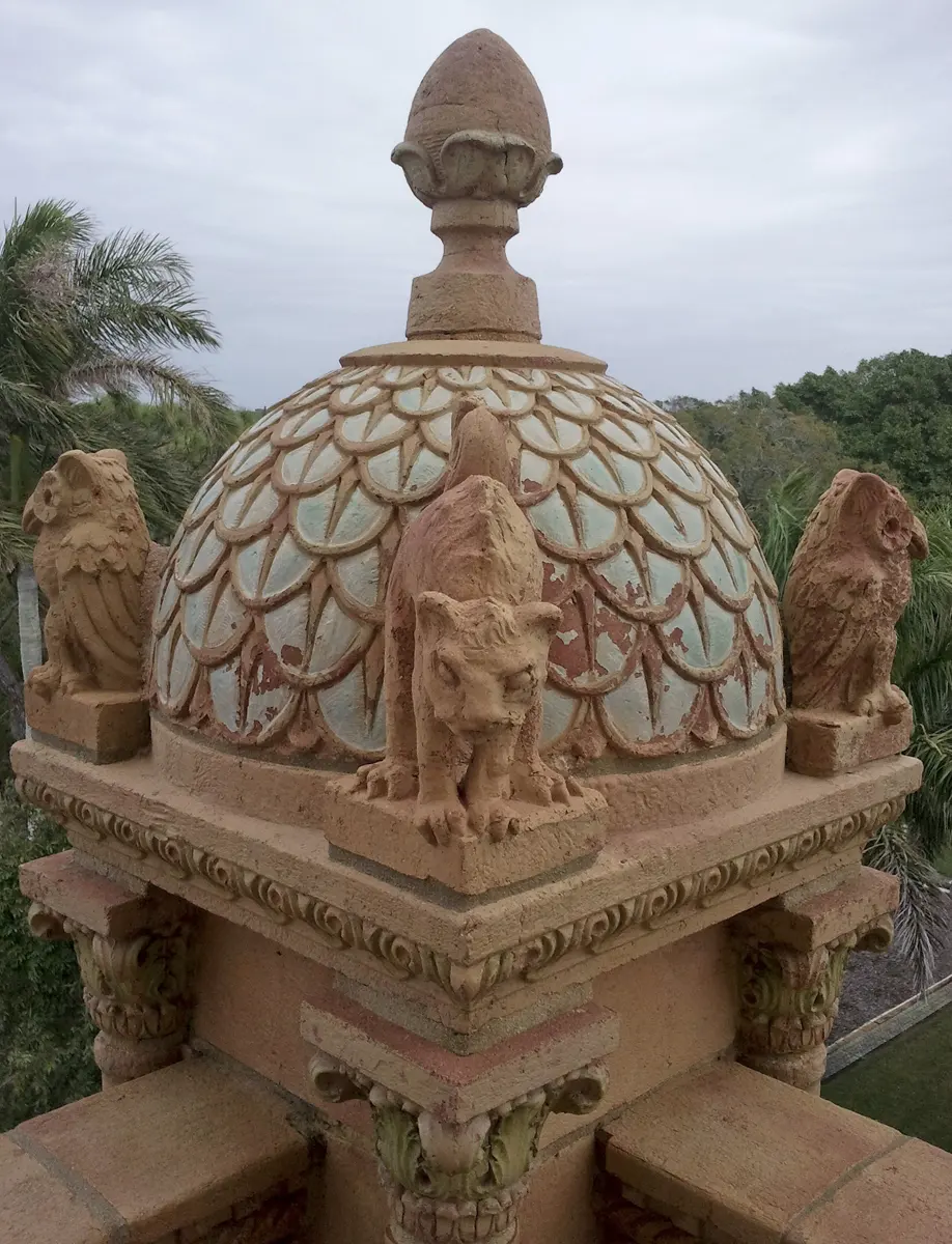 500px provided description: Ca' d'Zan Mansion [#tower ,#gargoyle ,#ringling ,#Ca' d'Zan Mansion]