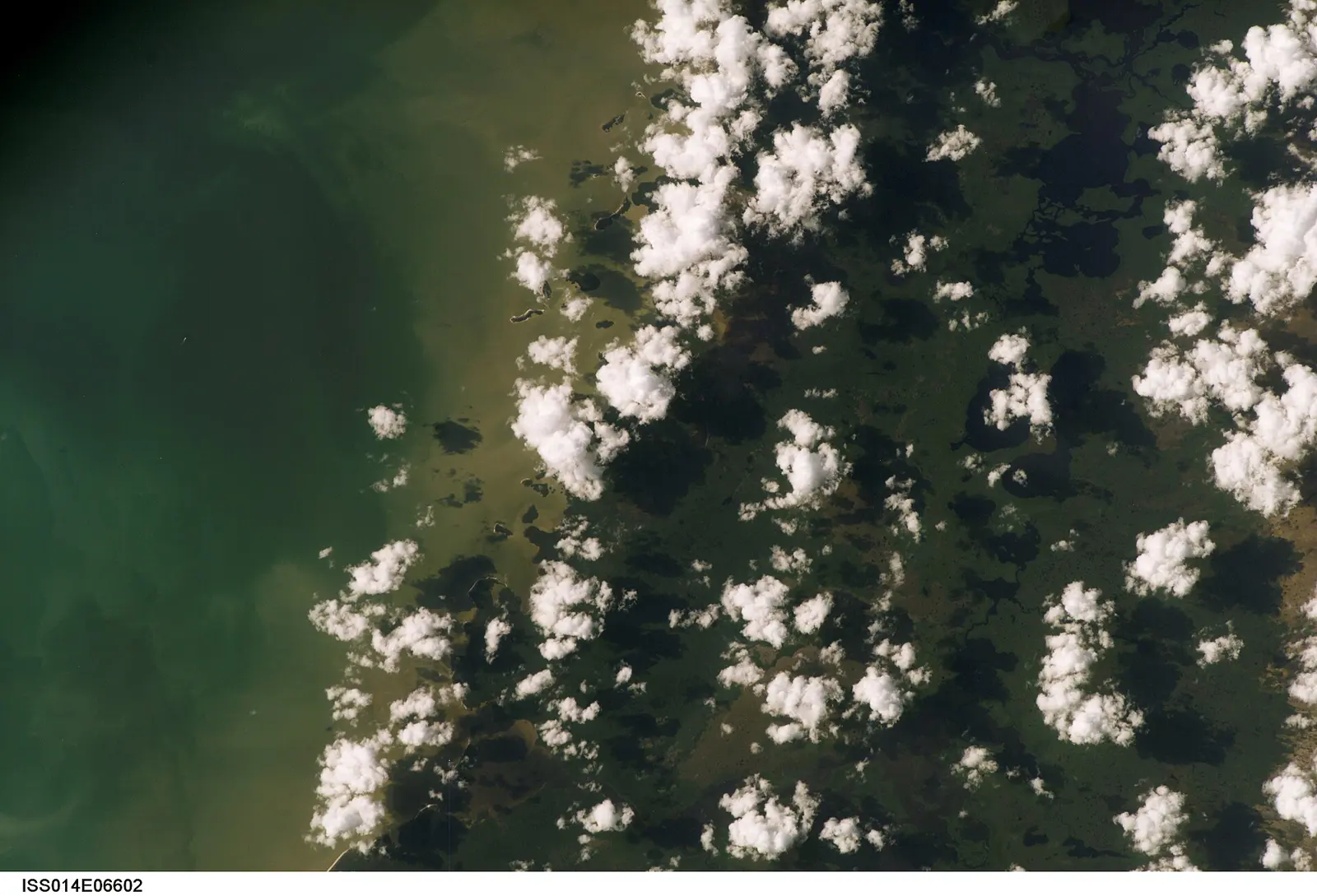 View of Florida taken during ISS Expedition 14.